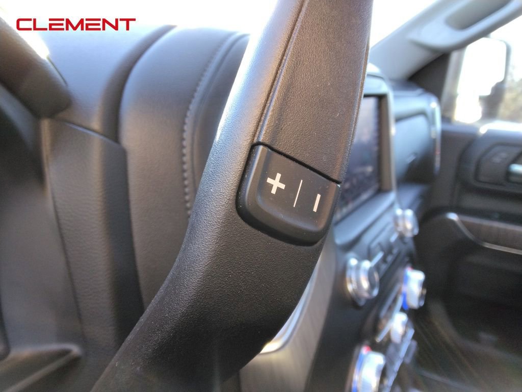 Used 2022 GMC Sierra 3500 Denali w/ Denali Ultimate Package image 13