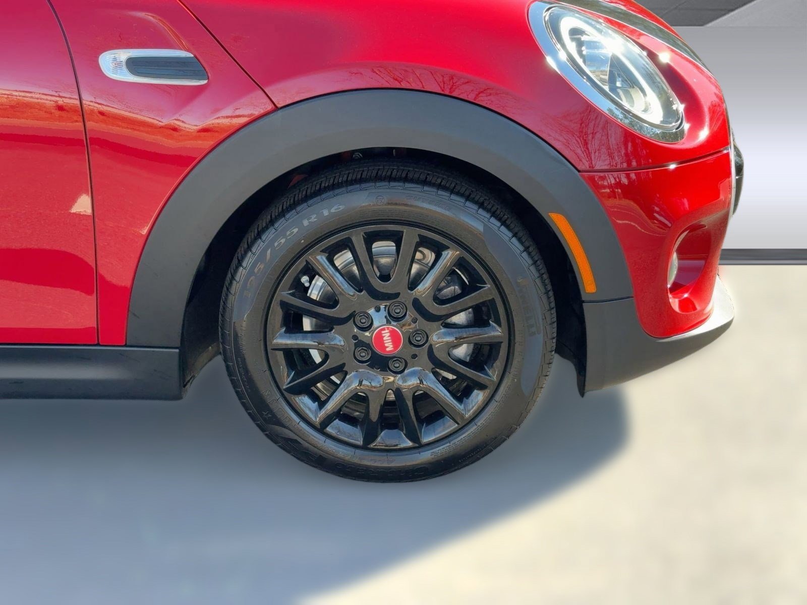 Used 2020 MINI Cooper 2-Door Hardtop w/ Storage Package image 10