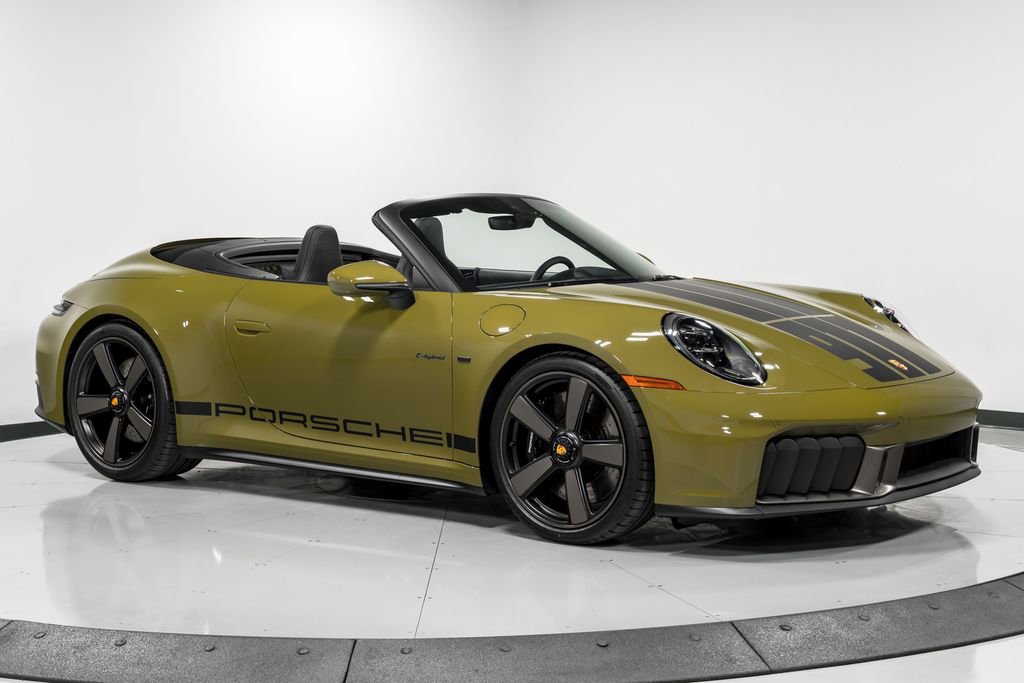 Used 2026 Porsche 911 Carrera GTS image 40