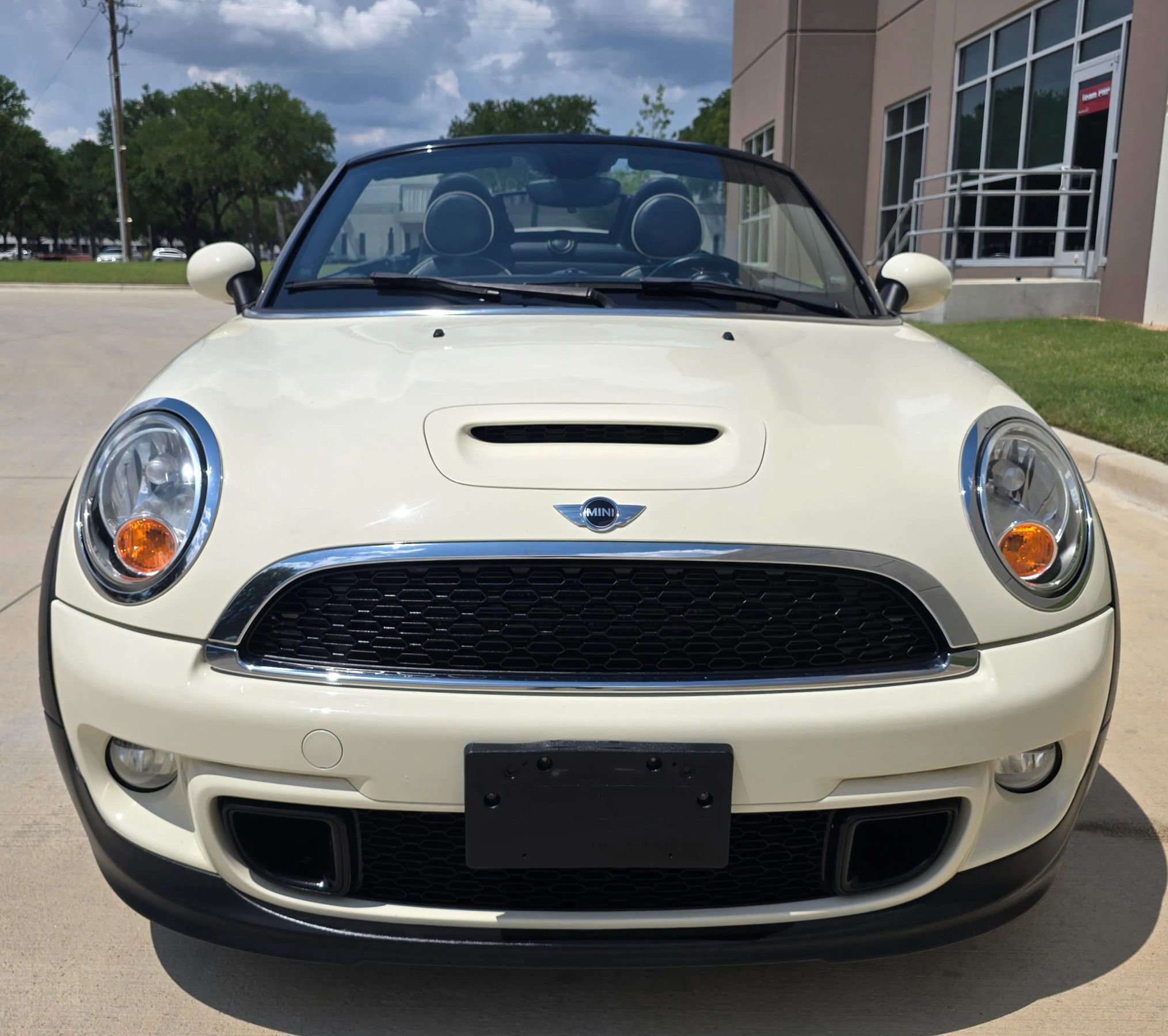 Used 2014 MINI Cooper Roadster S FWD image 2