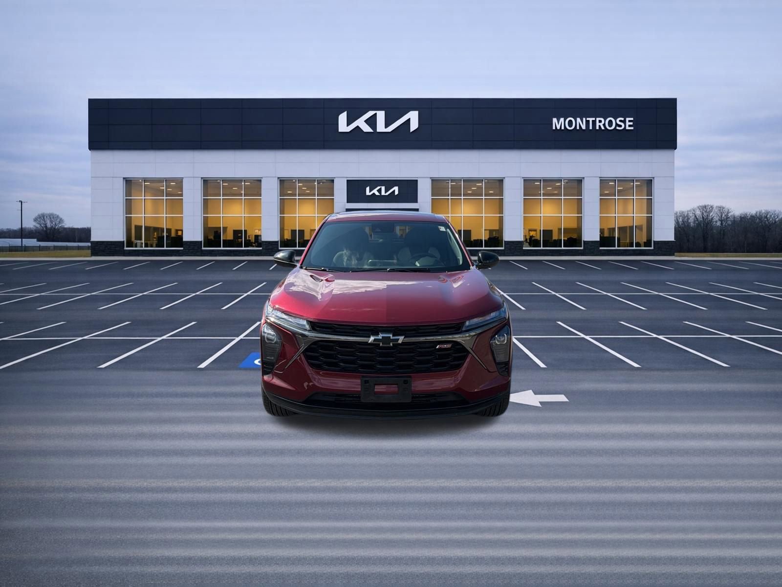 Used 2025 Chevrolet Trax RS image 2