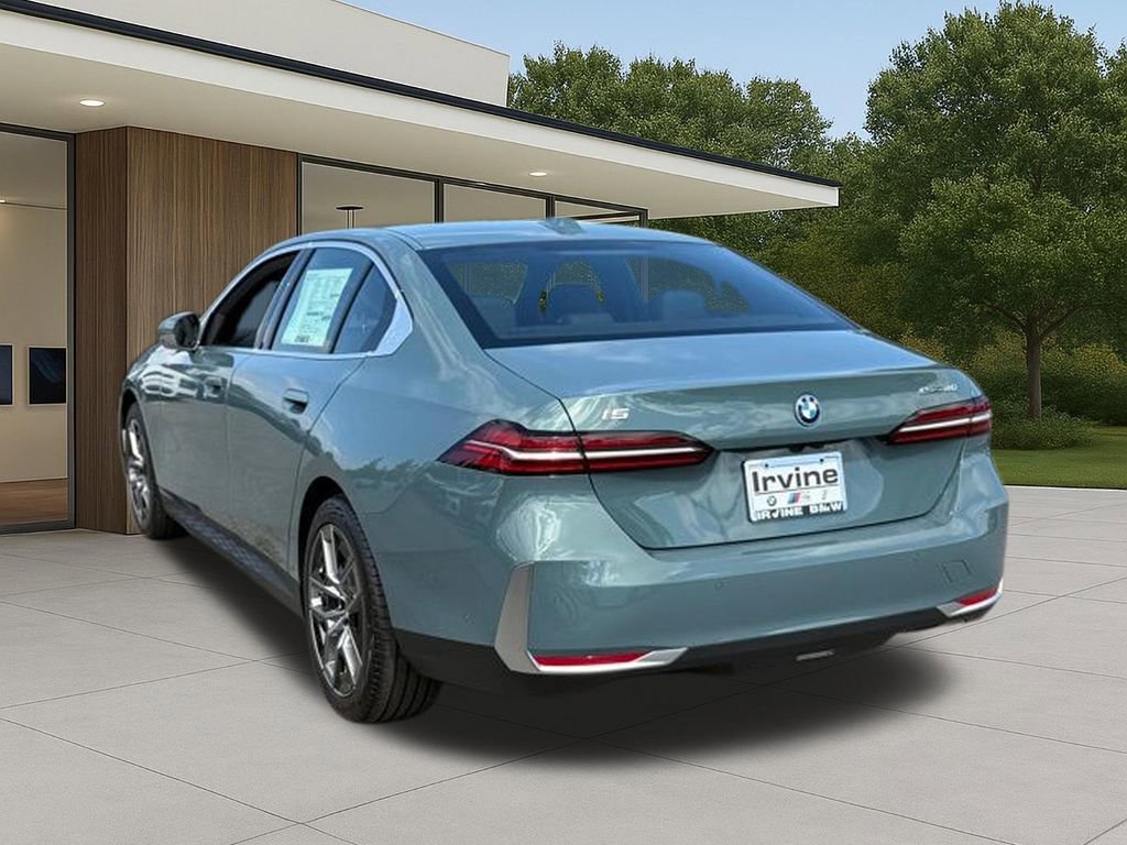 New 2026 BMW i5 eDrive40 w/ Premium Package image 12