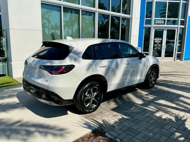 Certified 2024 Honda HR-V EX-L image 5