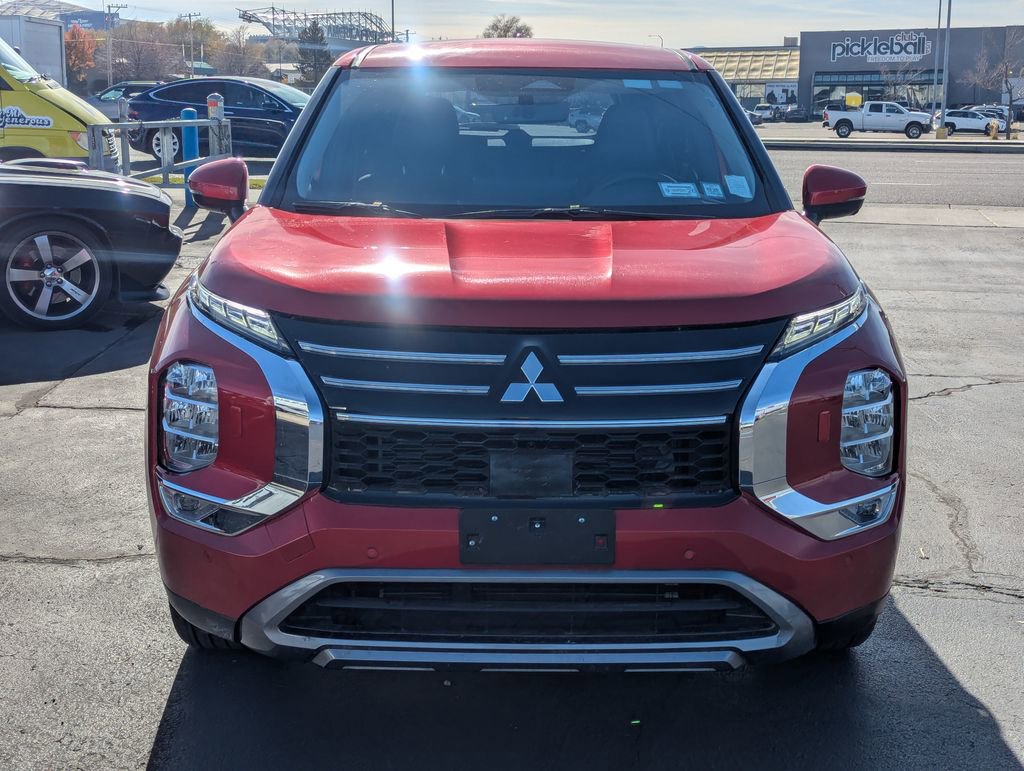 Used 2025 Mitsubishi Outlander SE AWD/4WD image 12