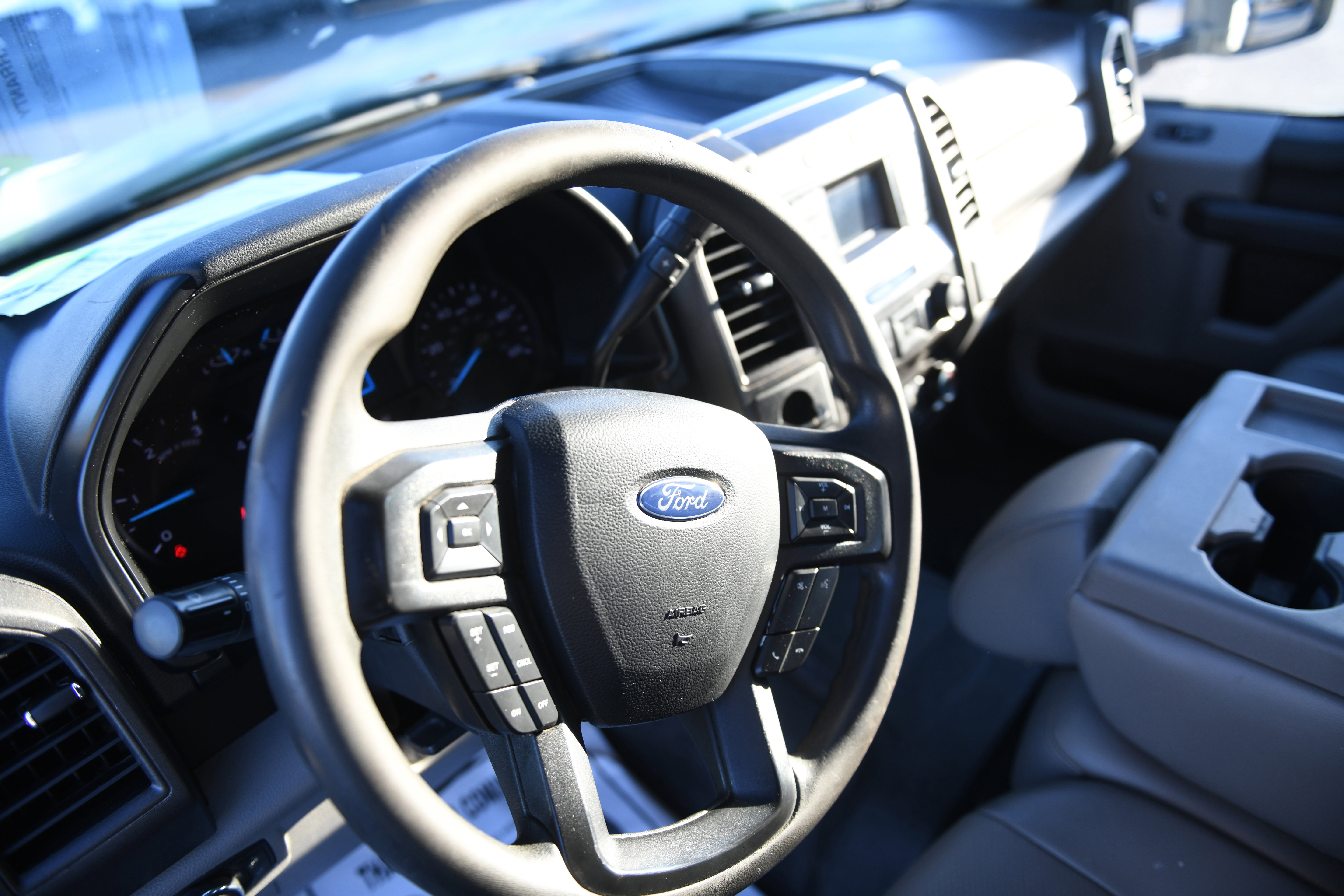 Used 2020 Ford F350 XL w/ Power Equipment Group image 24