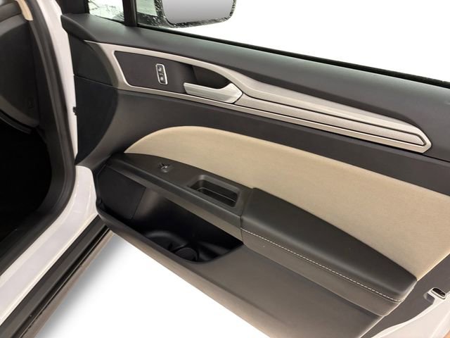 Used 2020 Ford Fusion S FWD image 15