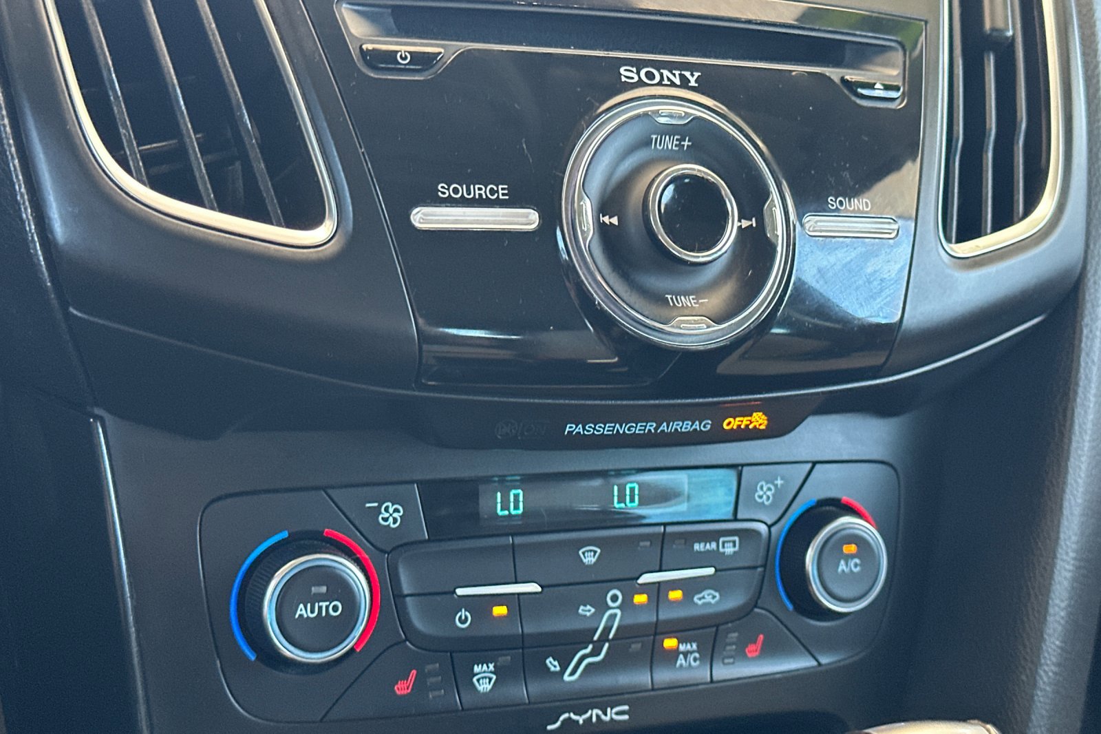 Used 2017 Ford Focus Electric Hatchback image 23