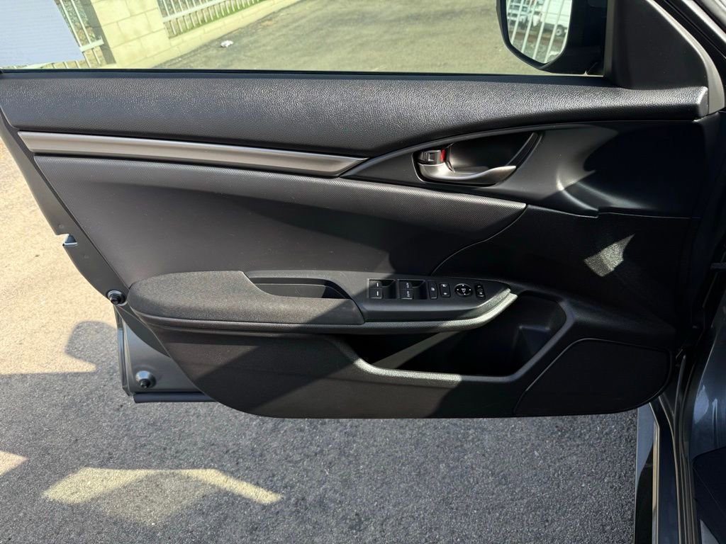 Used 2019 Honda Civic Sport image 18