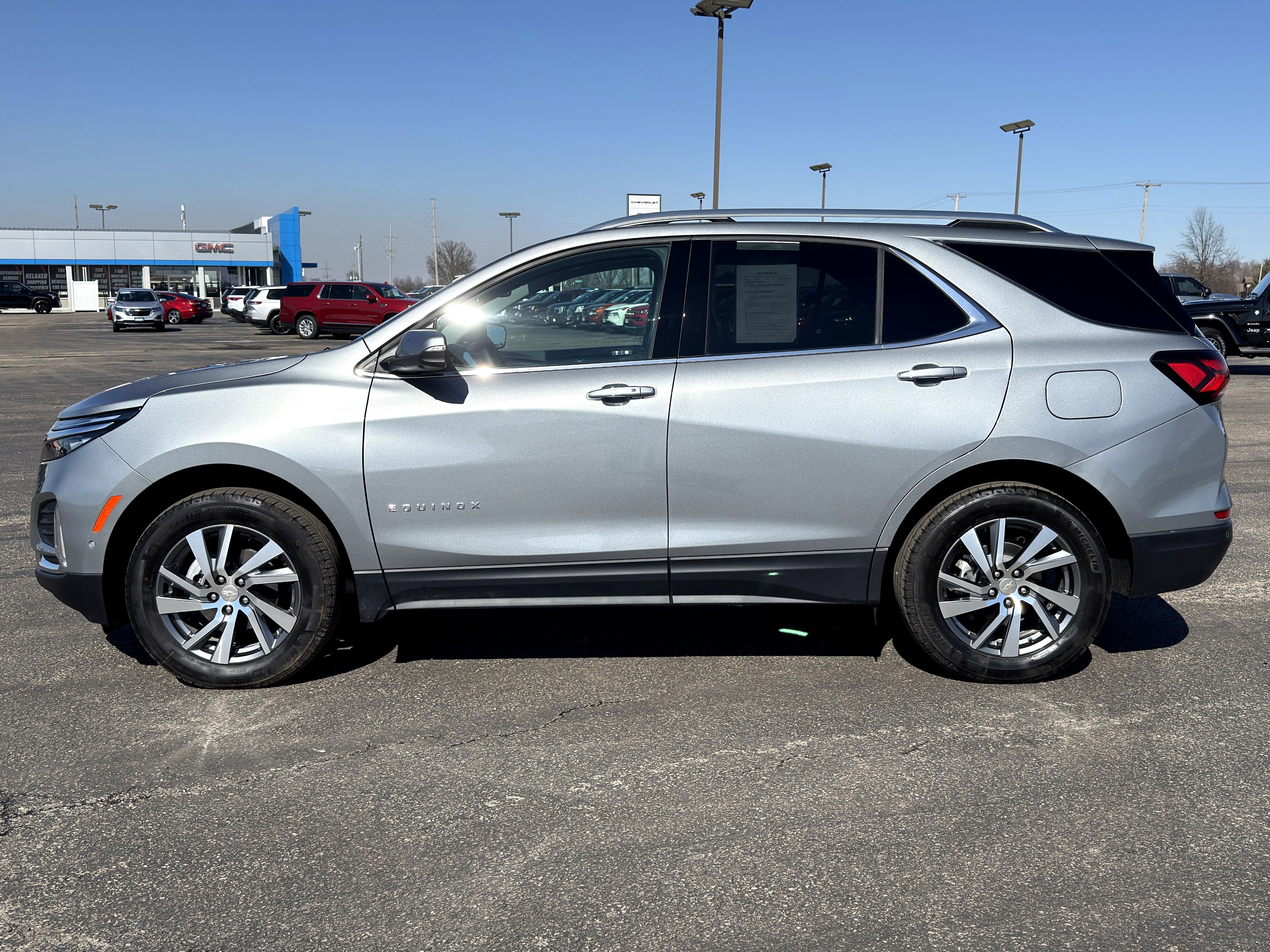 Used 2024 Chevrolet Equinox Premier image 6