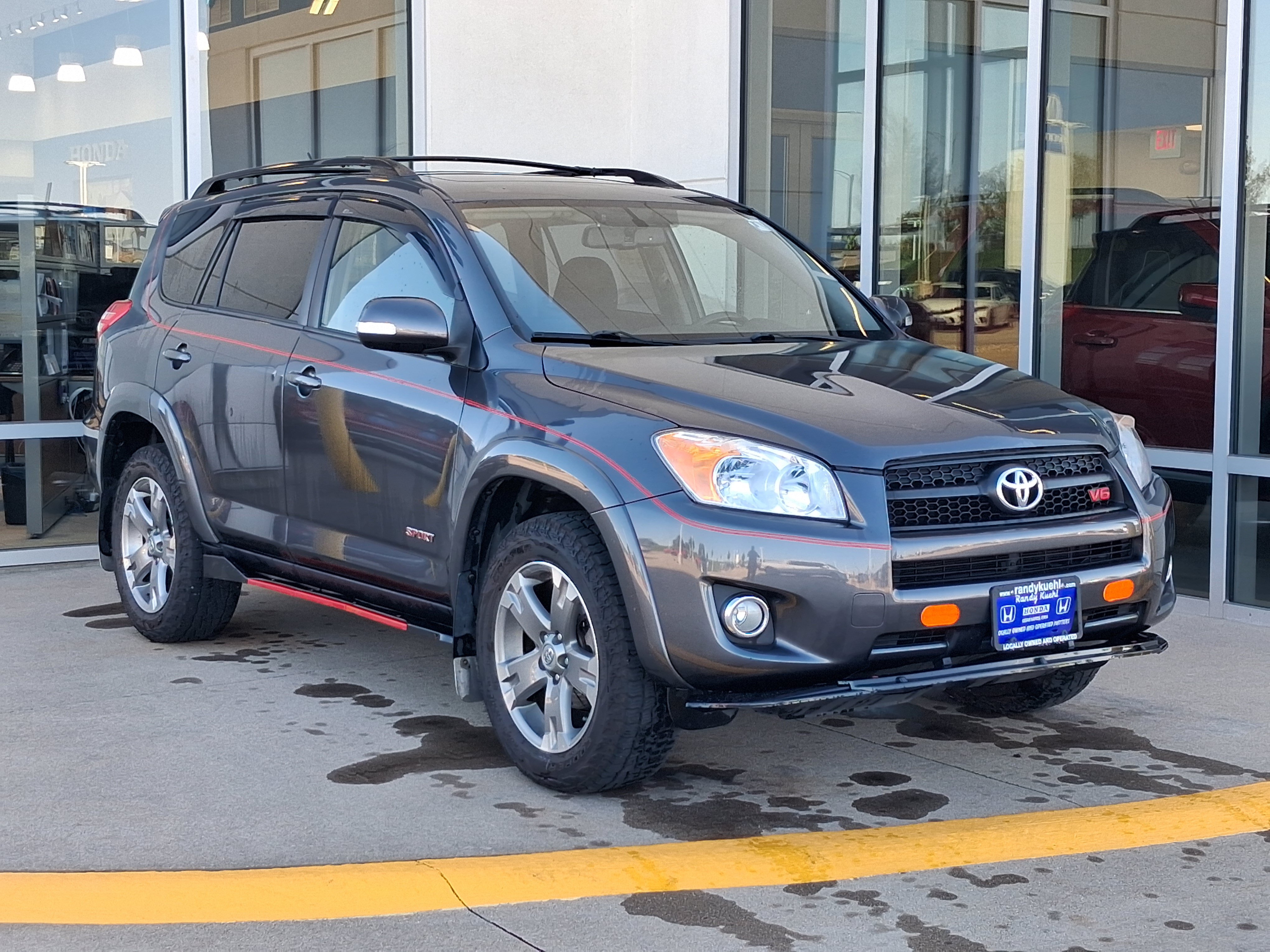 Used 2009 Toyota RAV4 Sport w/ Sport Appearance Pkg AWD/4WD image 5