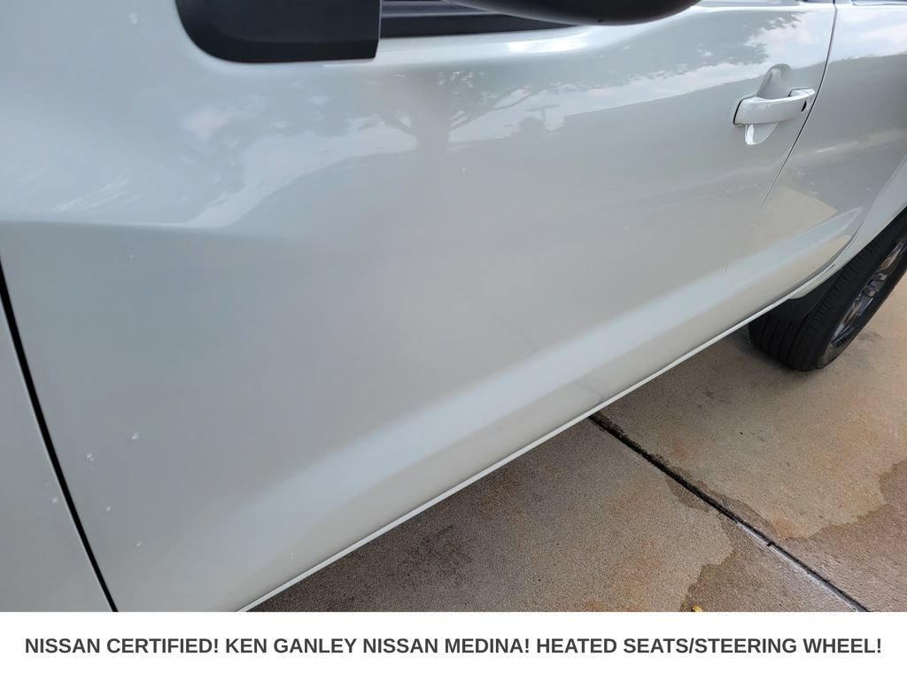 Certified 2025 Nissan Frontier SV w/ SV Convenience Package AWD/4WD image 11