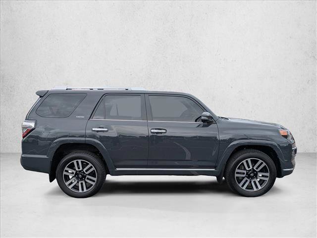 Used 2024 Toyota 4Runner Limited AWD/4WD image 4