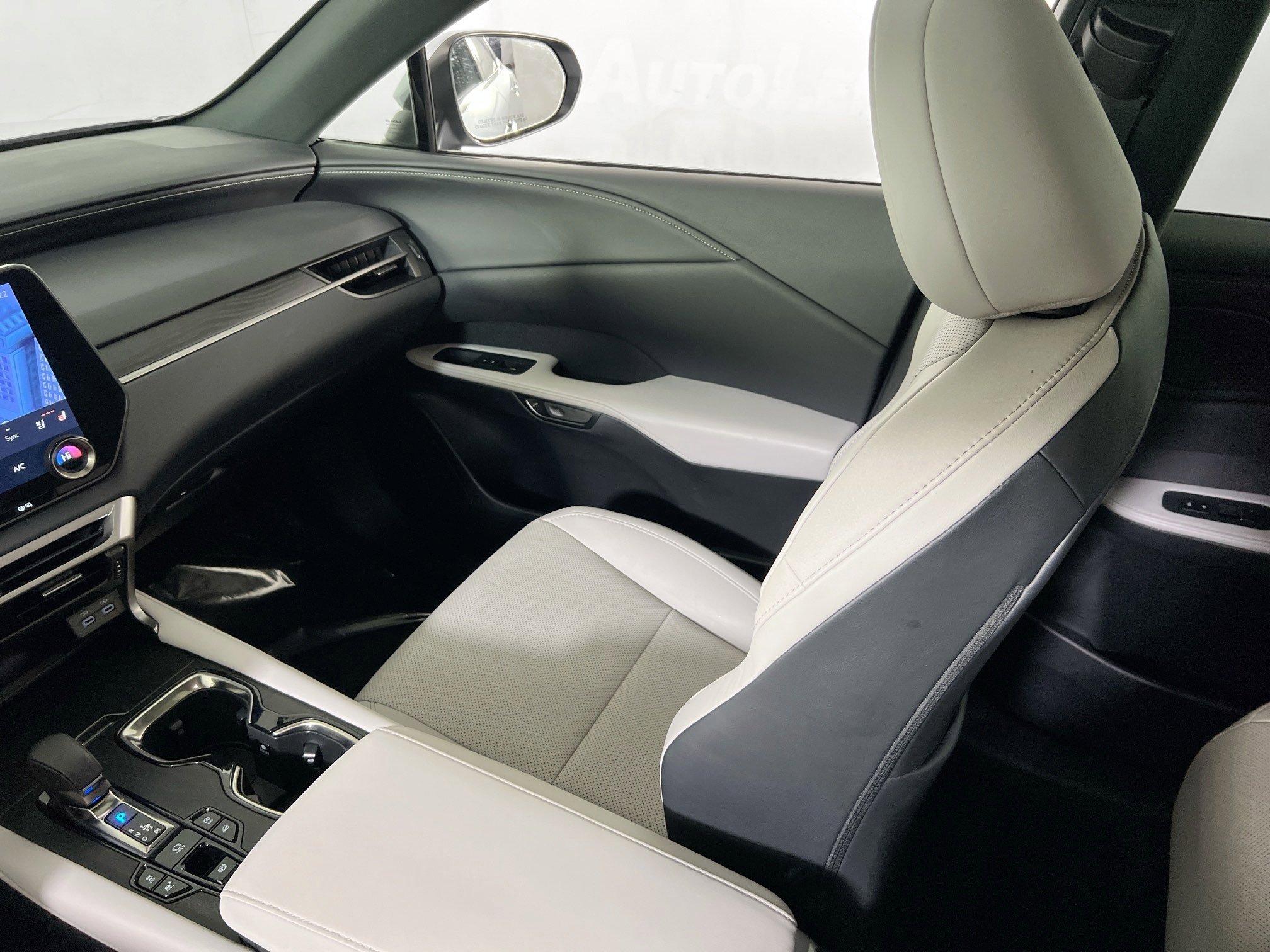 Used 2025 Lexus RX 350 Premium image 23