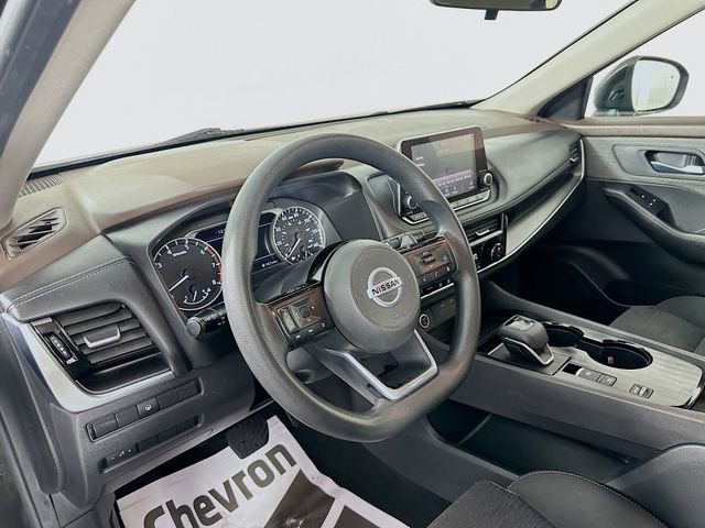 Used 2021 Nissan Rogue SV image 9