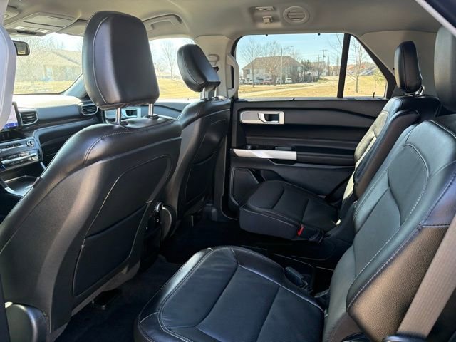 Used 2020 Ford Explorer Limited w/ Class III Trailer Tow Package image 21