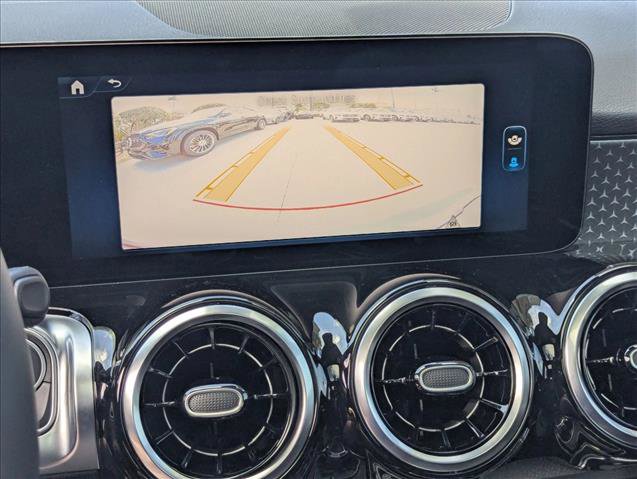 New 2026 Mercedes-Benz GLB 250 image 12