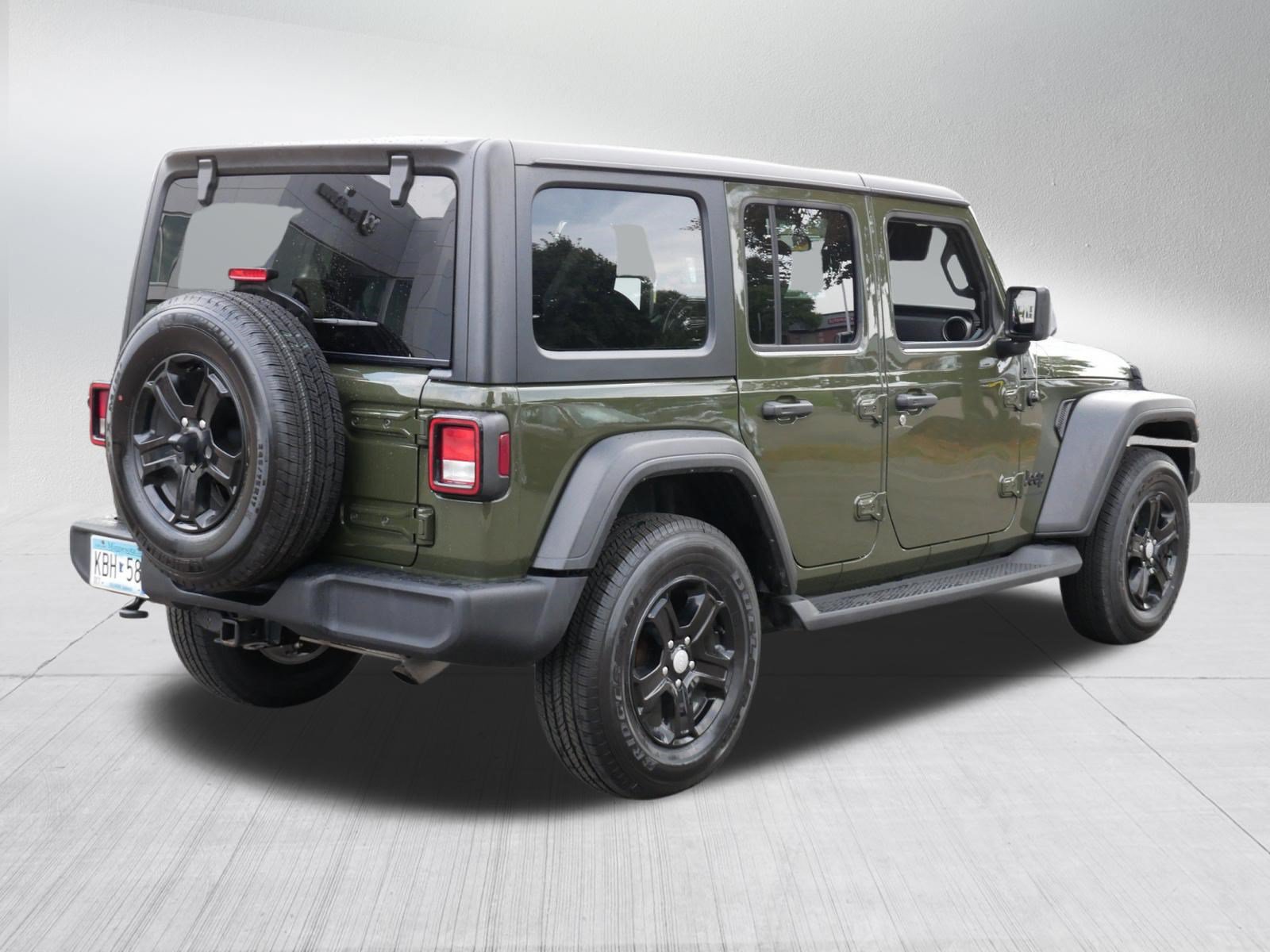 Used 2023 Jeep Wrangler Unlimited Sport AWD/4WD image 7