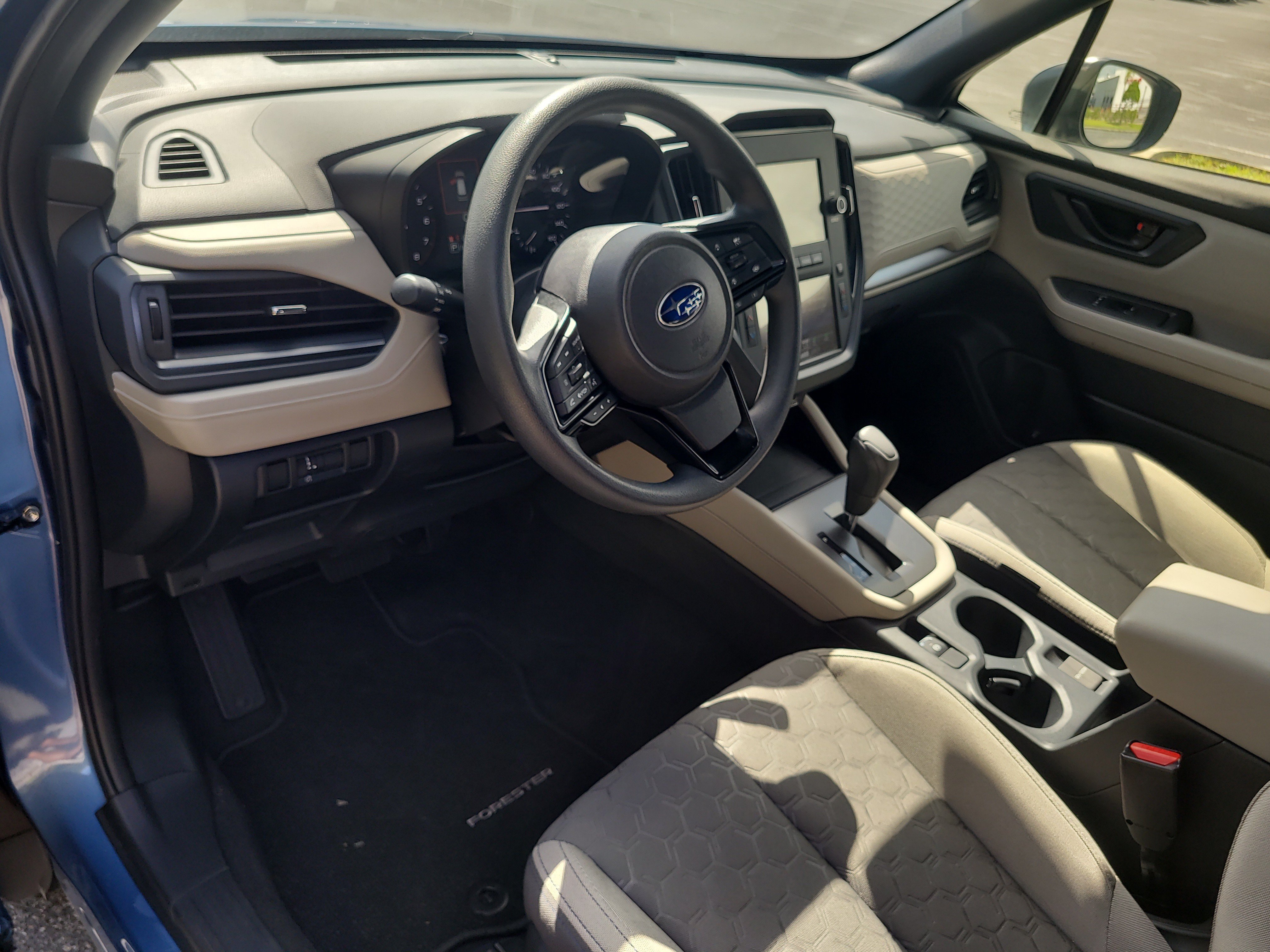 Used 2025 Subaru Forester AWD/4WD image 51