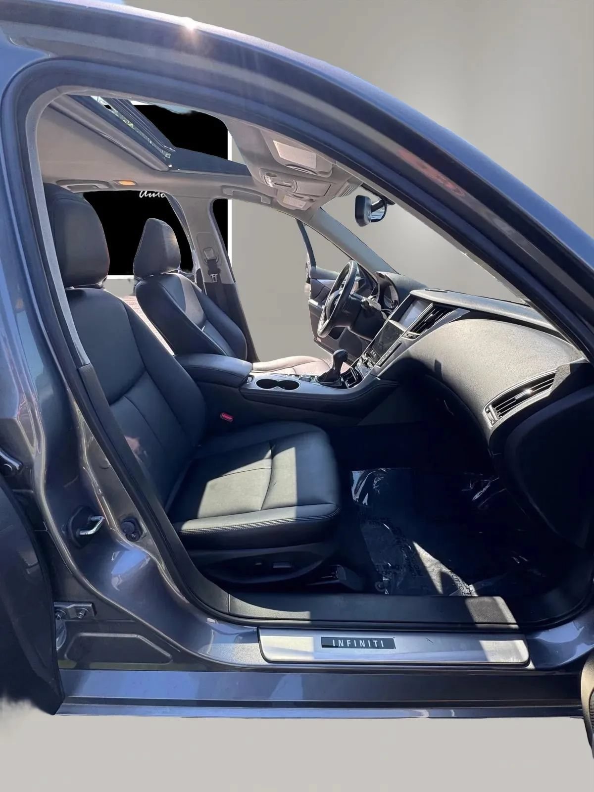 Used 2015 INFINITI Q50 Premium w/ Navigation Package AWD/4WD image 13