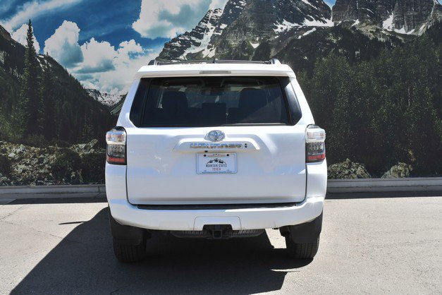Certified 2024 Toyota 4Runner SR5 AWD/4WD image 10