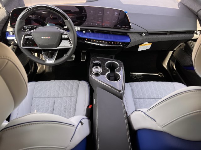 New 2027 Cadillac Optiq V w/ Deep Ocean Design Edition AWD/4WD image 9