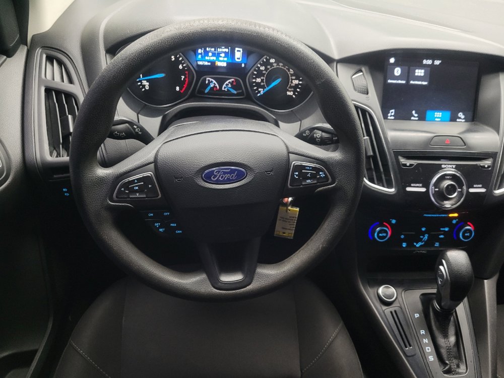 Used 2017 Ford Focus SEL FWD image 22