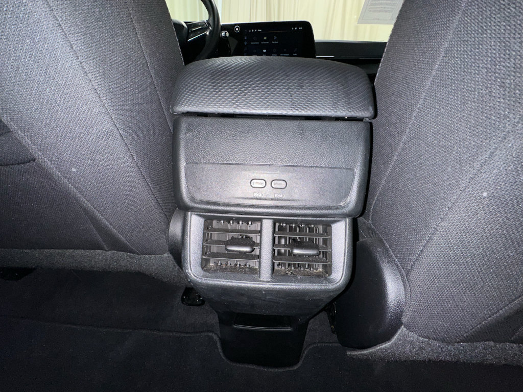 Certified 2025 Chevrolet Equinox LT AWD/4WD image 17