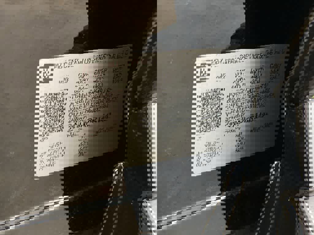 Used 2024 Chevrolet Equinox EV RS image 29