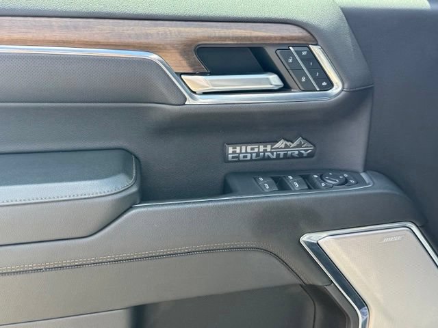 Used 2024 Chevrolet Silverado 1500 High Country w/ Technology Package AWD/4WD image 13