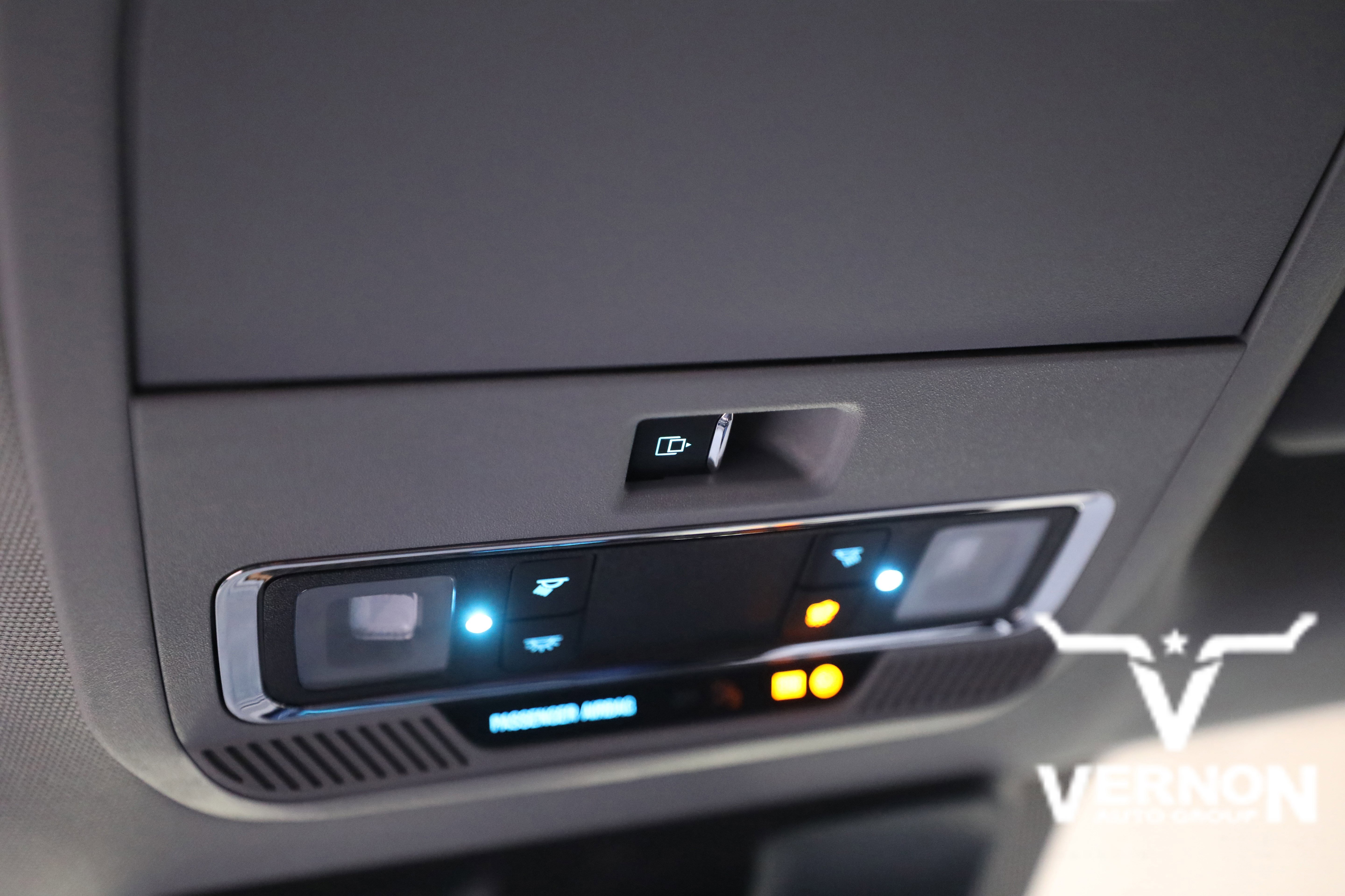 New 2026 Ford F250 Lariat w/ Chrome Package image 26