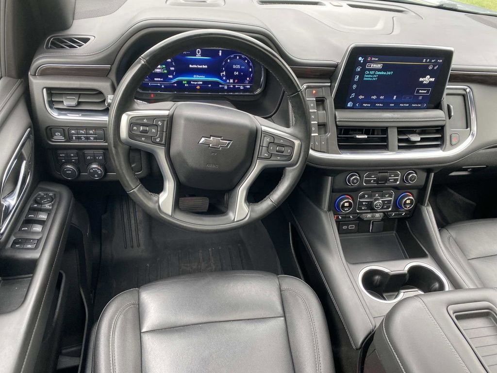 Used 2023 Chevrolet Tahoe Z71 w/ Luxury Package AWD/4WD image 17