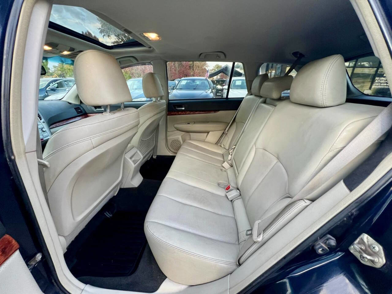 Used 2012 Subaru Outback 2.5i Limited image 11