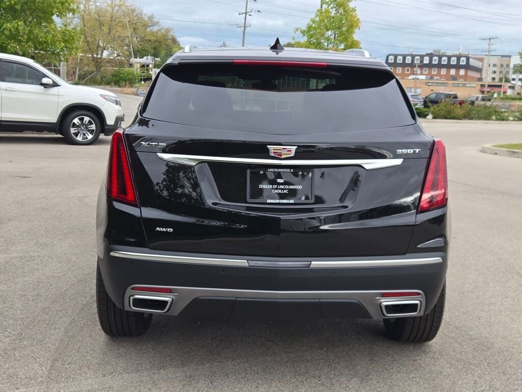 New 2025 Cadillac XT5 Premium Luxury image 13