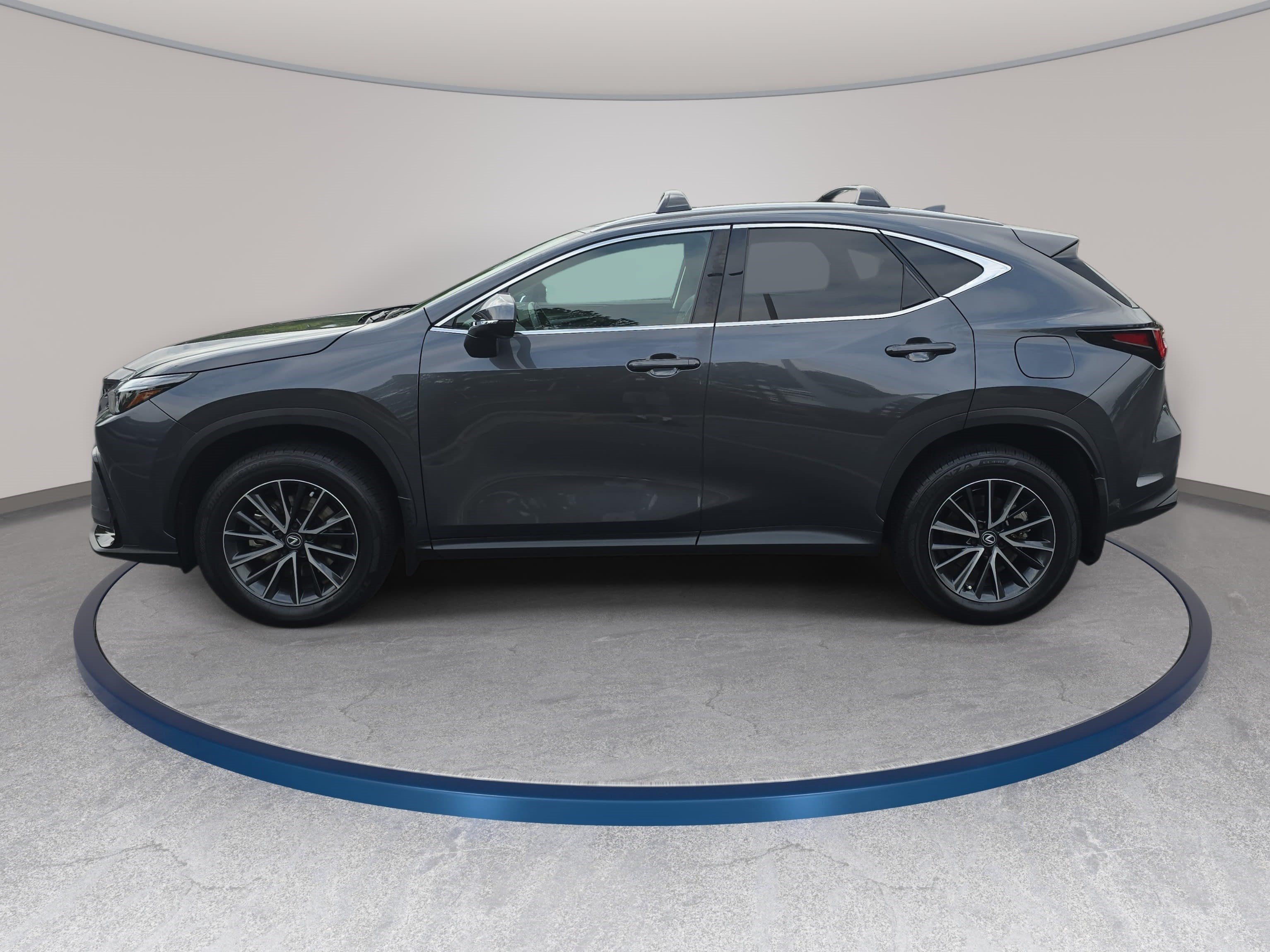 Used 2024 Lexus NX 350h AWD image 8