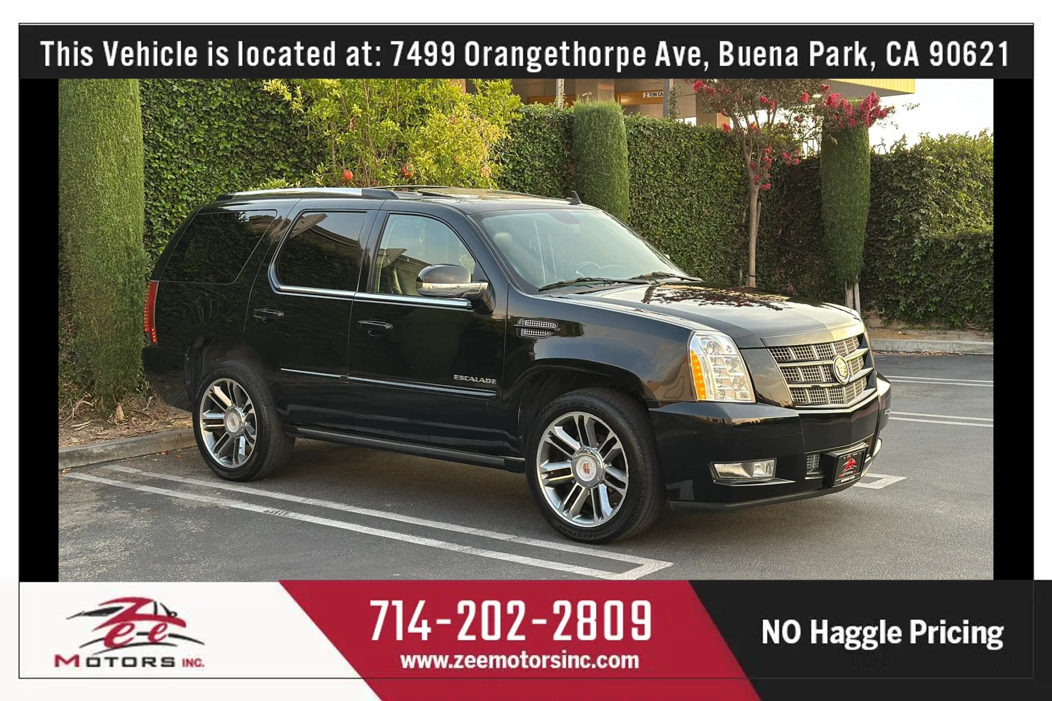 Used 2013 Cadillac Escalade Premium AWD/4WD image 4