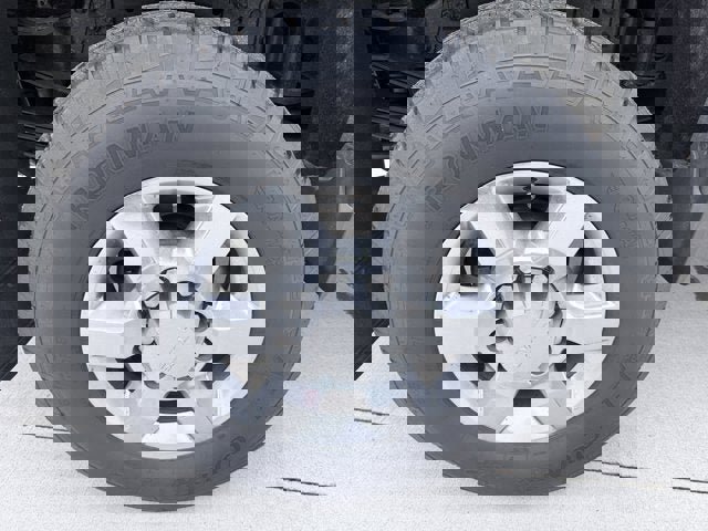 Used 2015 GMC Sierra 3500 SLT image 25