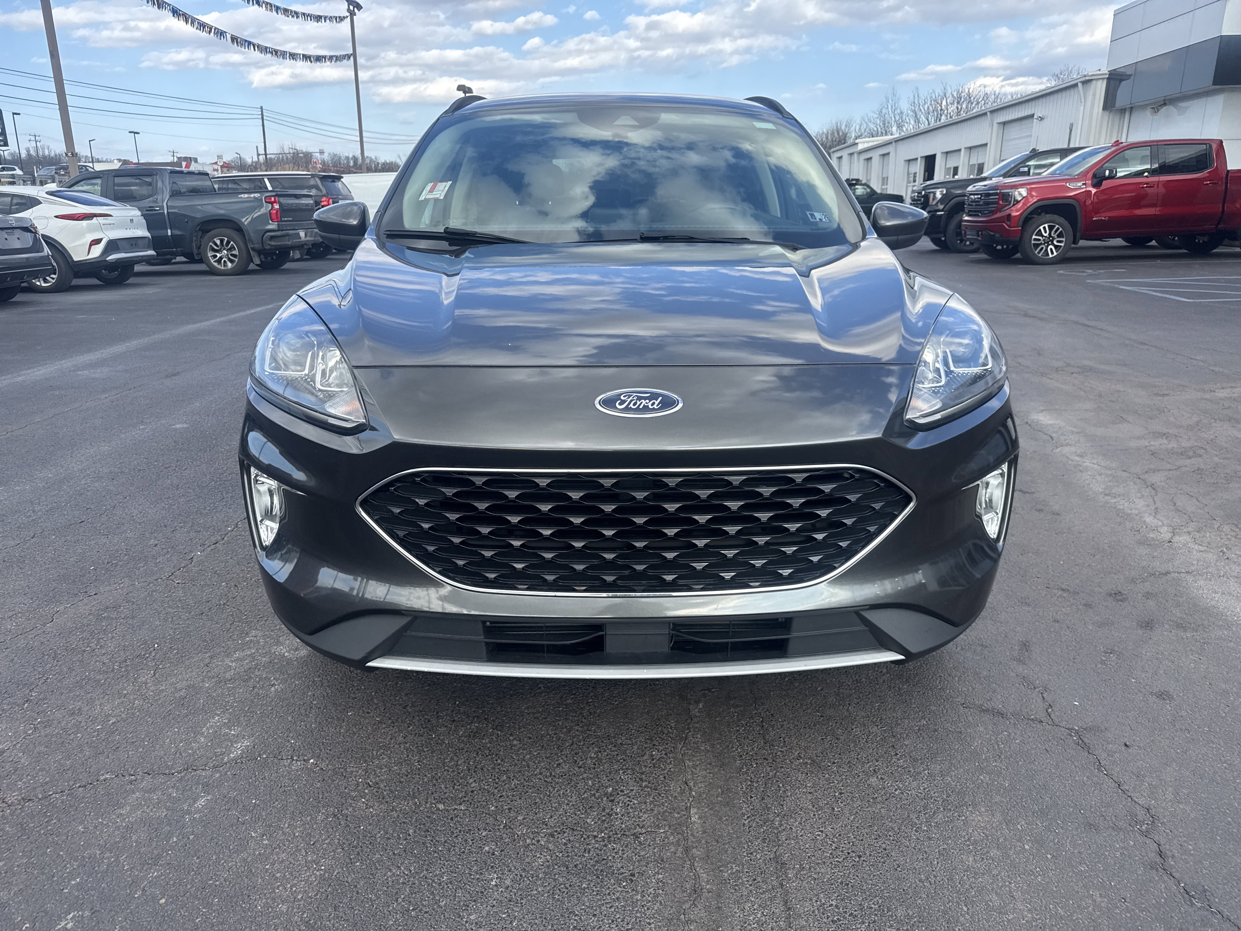 Used 2020 Ford Escape SEL image 9