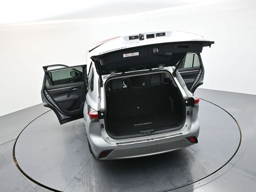 Used 2020 Toyota Highlander Platinum image 42