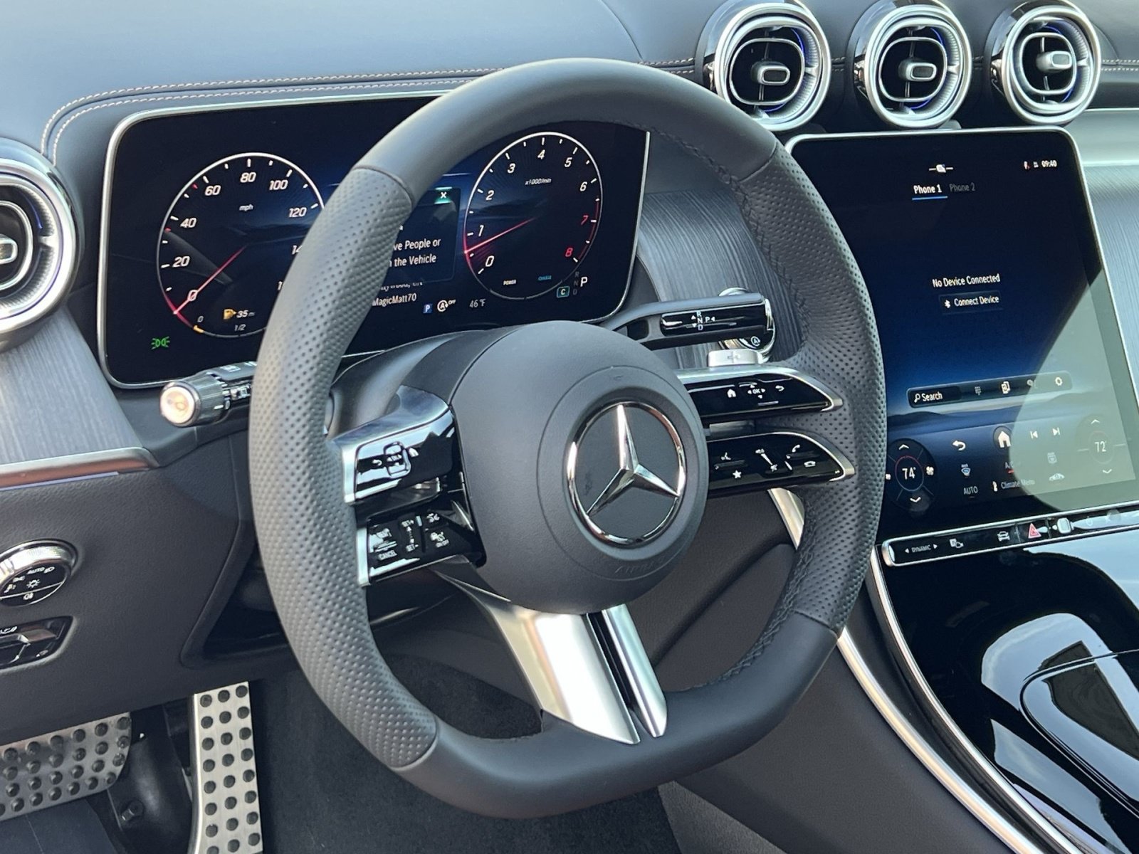 Used 2026 Mercedes-Benz GLC 300 4MATIC image 14