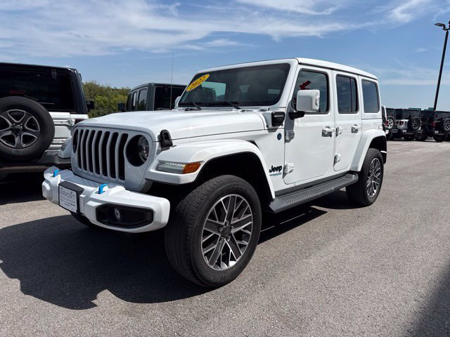 Used 2022 Jeep Wrangler Unlimited Sahara AWD/4WD image 8