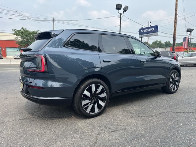 New 2025 Volvo EX90 Ultra image 6