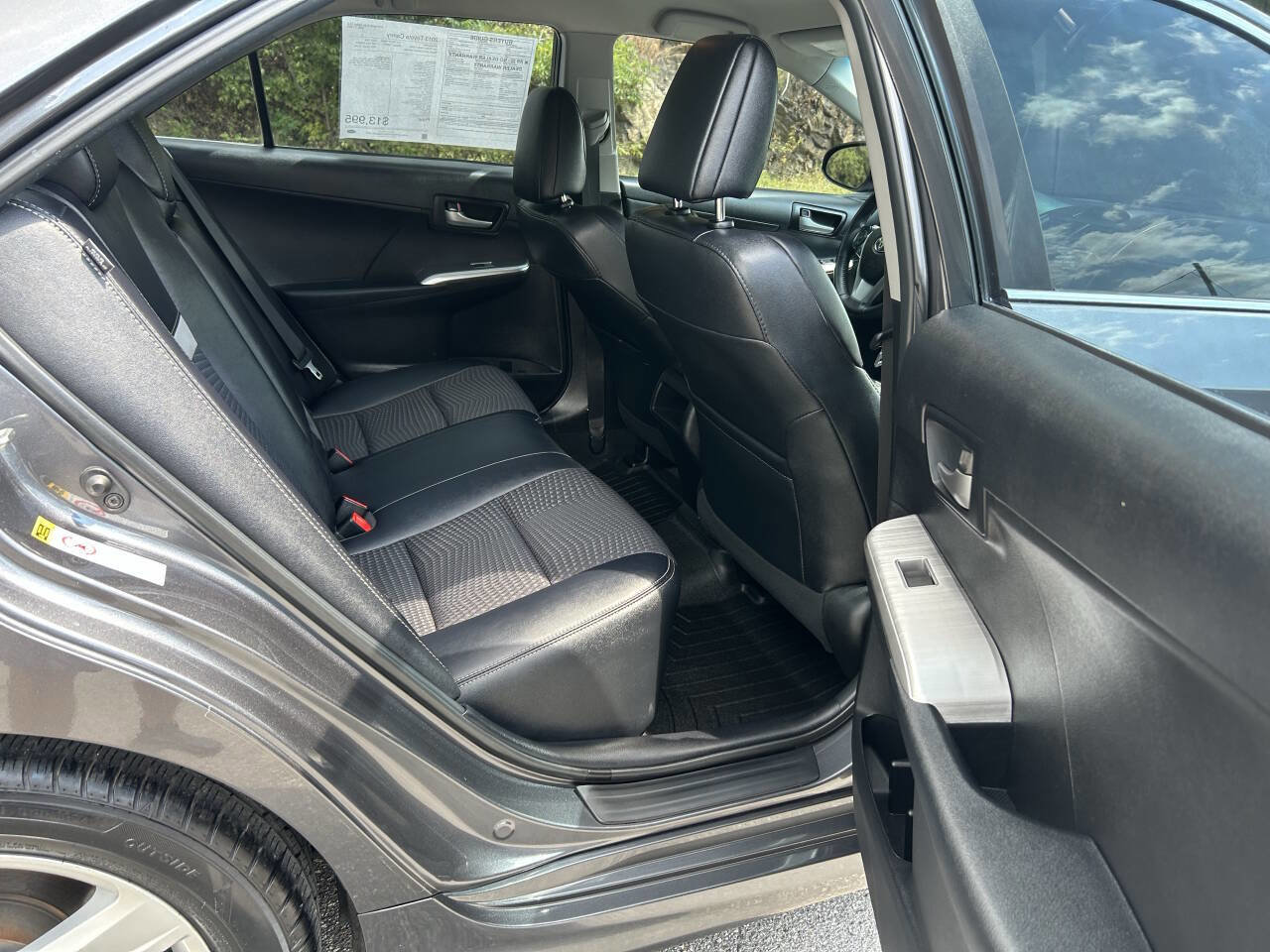 Used 2013 Toyota Camry SE image 21
