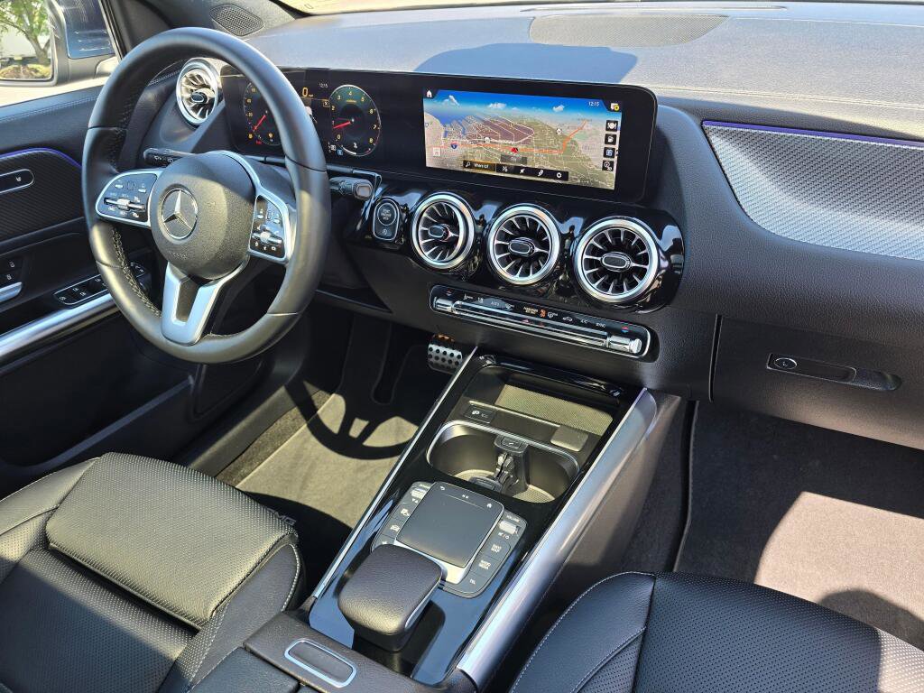 Used 2022 Mercedes-Benz GLA 250 4MATIC image 41