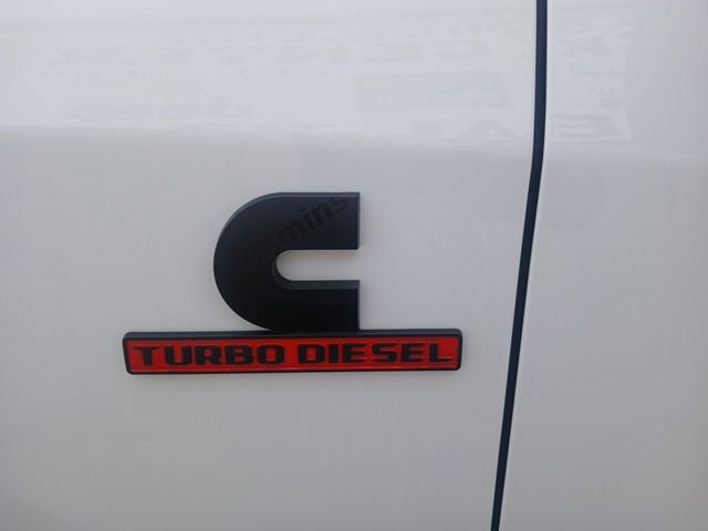 New 2026 RAM 2500 Laramie AWD/4WD image 13
