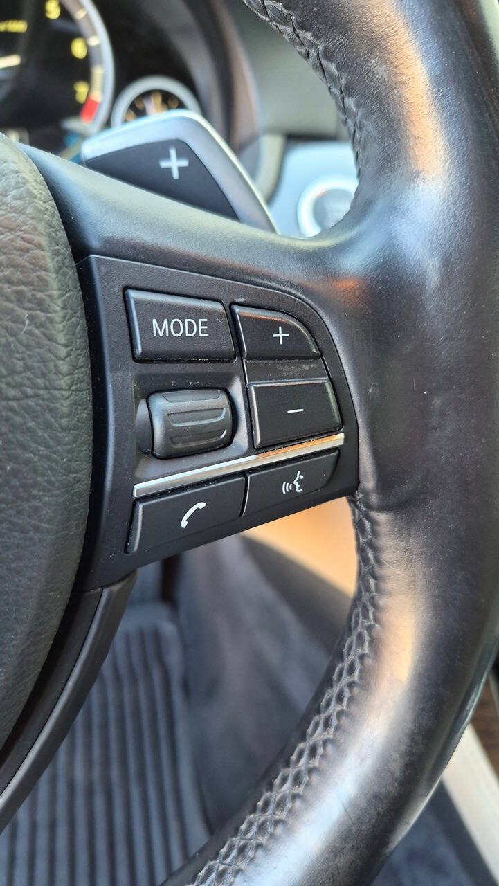 Used 2013 BMW 550i xDrive Sedan AWD/4WD image 41