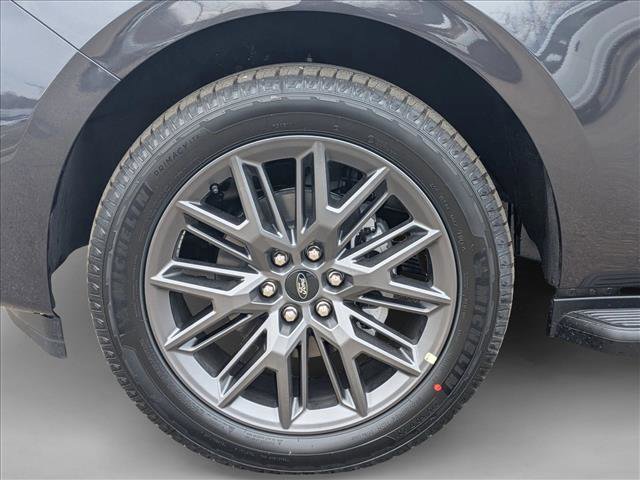 New 2026 Ford Expedition Max Platinum w/ Stealth Appearance Package image 10