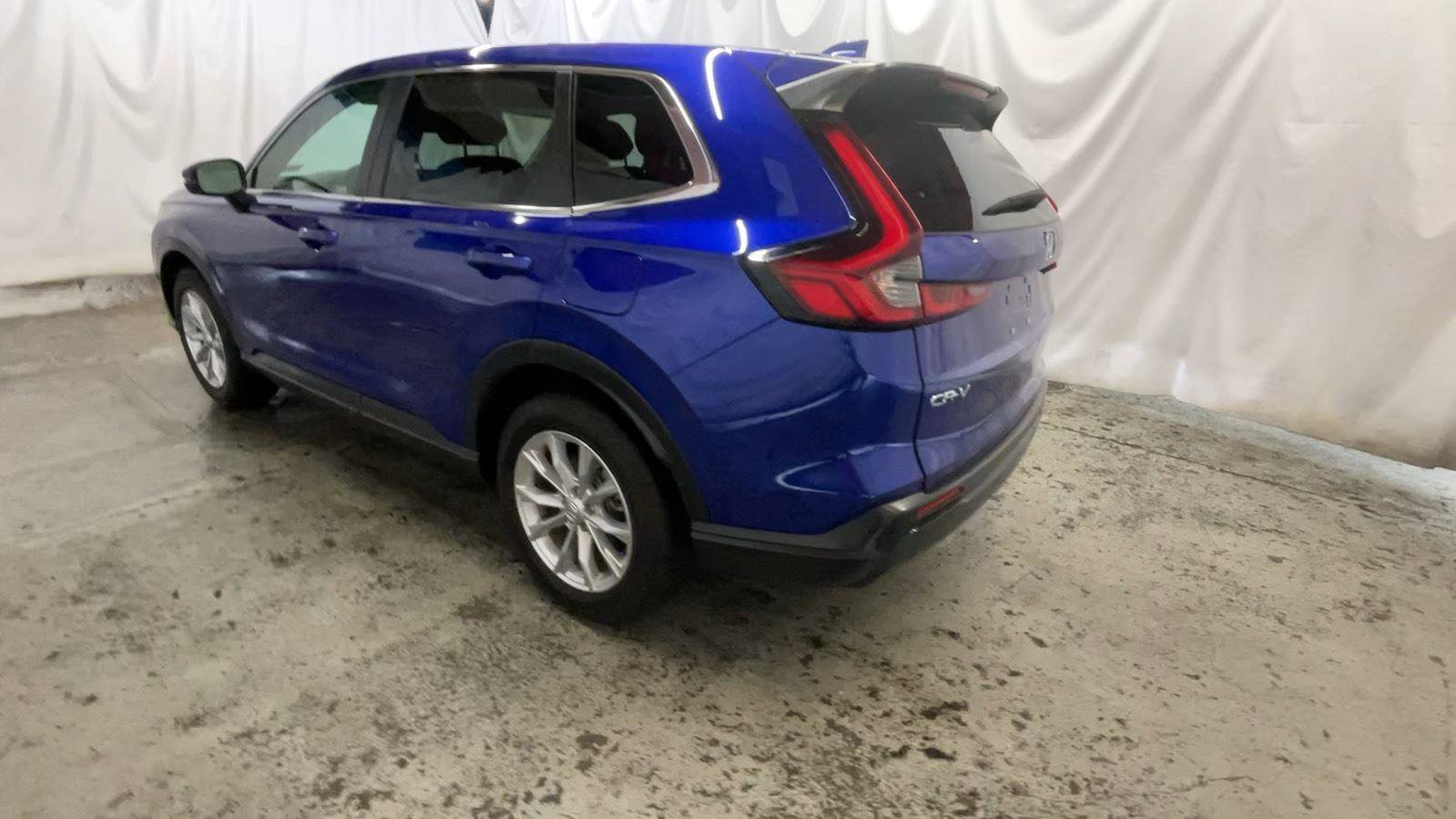 Certified 2024 Honda CR-V EX image 9