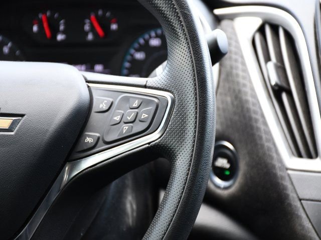 Used 2023 Chevrolet Malibu LT image 19
