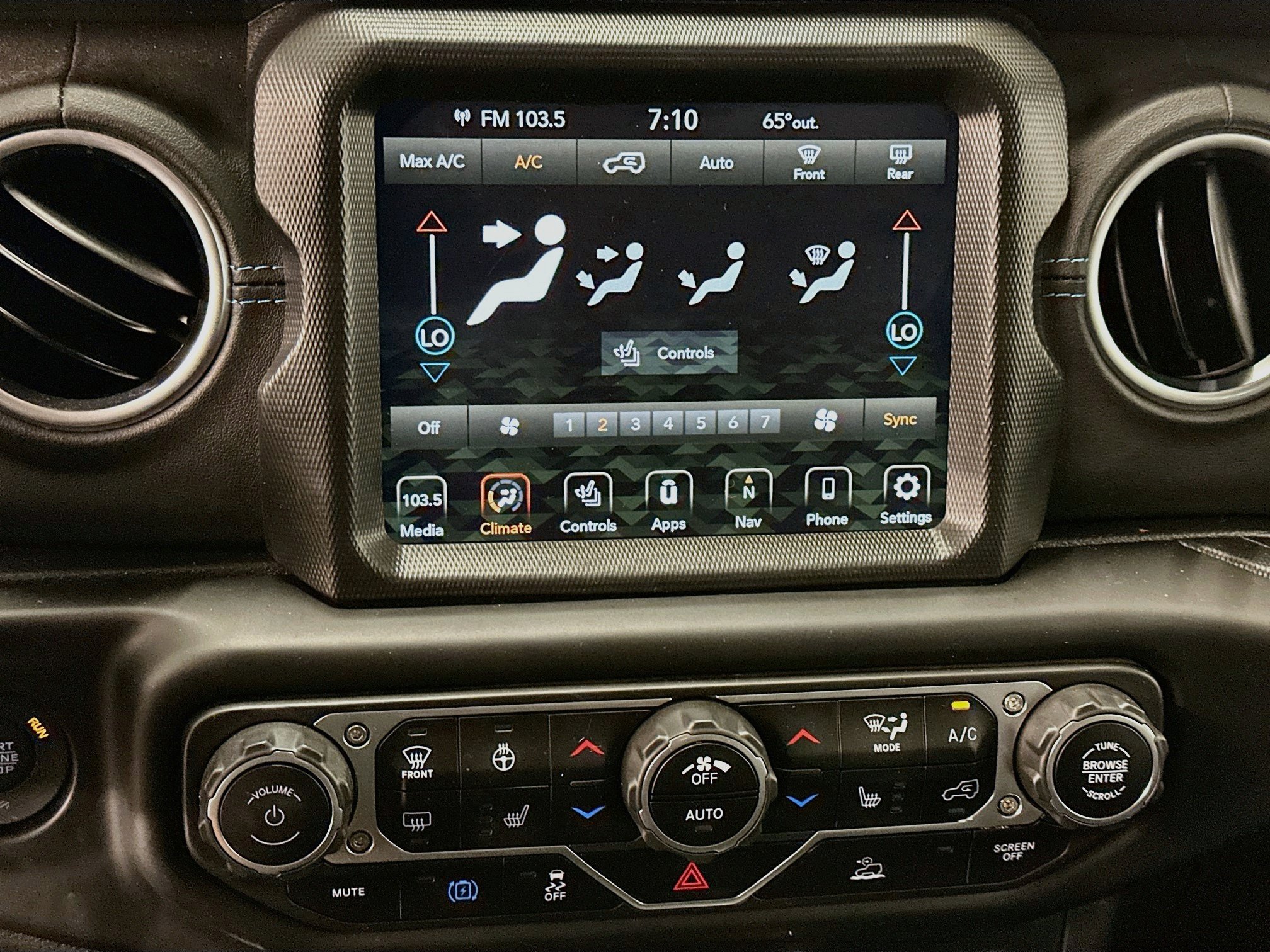 Used 2023 Jeep Wrangler Unlimited Rubicon 4xe w/ Steel Bumper Group AWD/4WD image 24