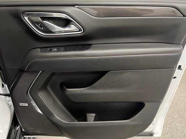 Used 2024 GMC Yukon XL AT4 w/ AT4 Premium Package image 48